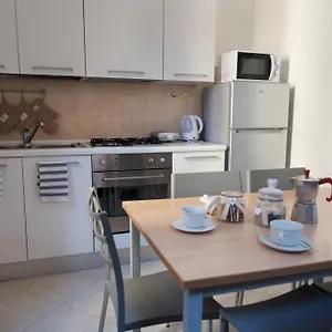 Biennale Bianco & Rosso Apartamento Venecia